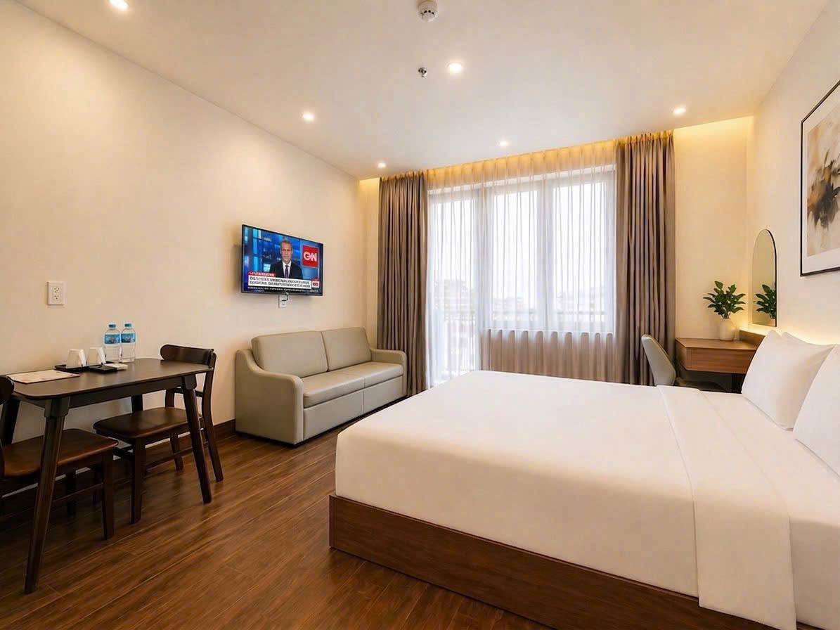1-Bedroom Apartment with Balcony, Pool and Gym in My An photo 3 of 8