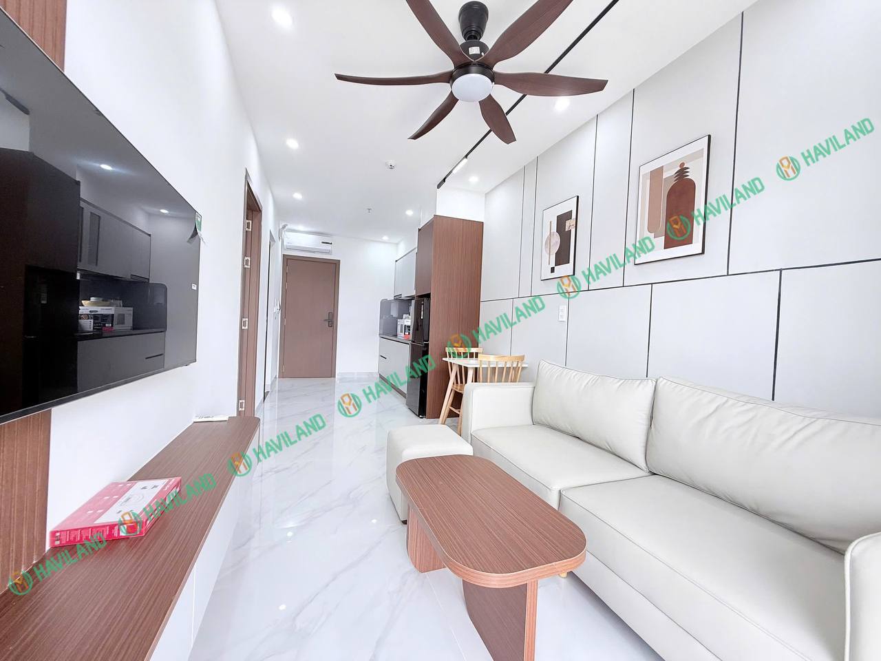 Brand-New 1-Bedroom Apartment in Khue My photo 2 of 8