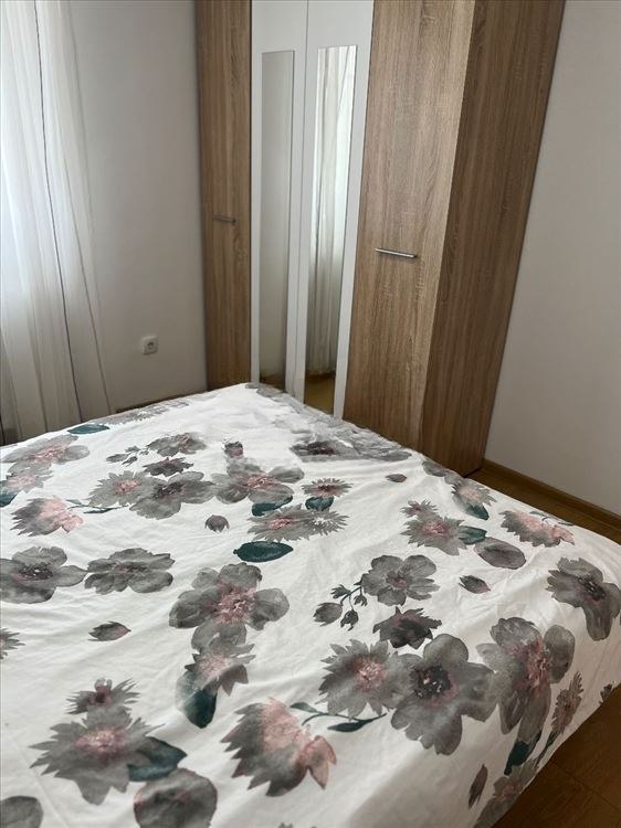 One-and-a-half-room apartment in Čukarica photo 5 of 6
