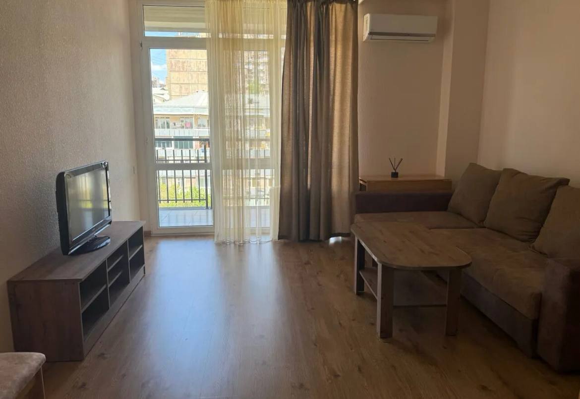 Furnished 2-Room Apartment in Kentron photo 1 of 8