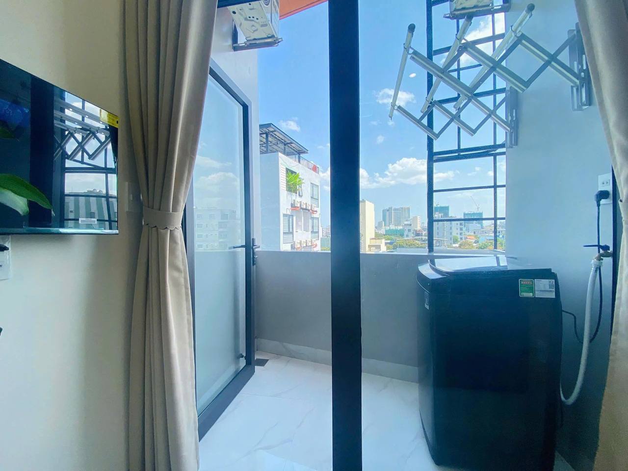 1-Bedroom Apartment in Son Tra photo 6 of 8