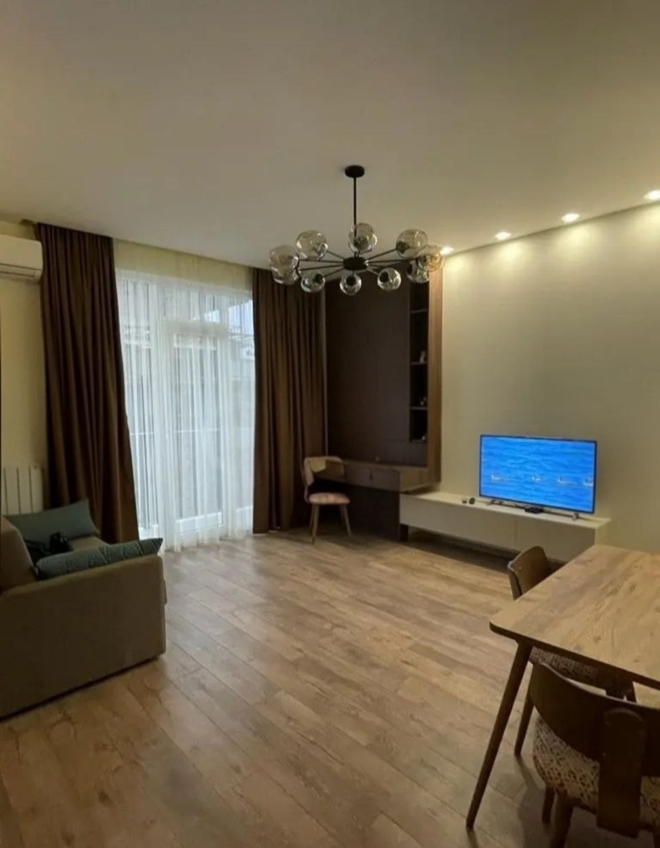 2-Bedroom Apartment on Angisa Street photo 1 of 6
