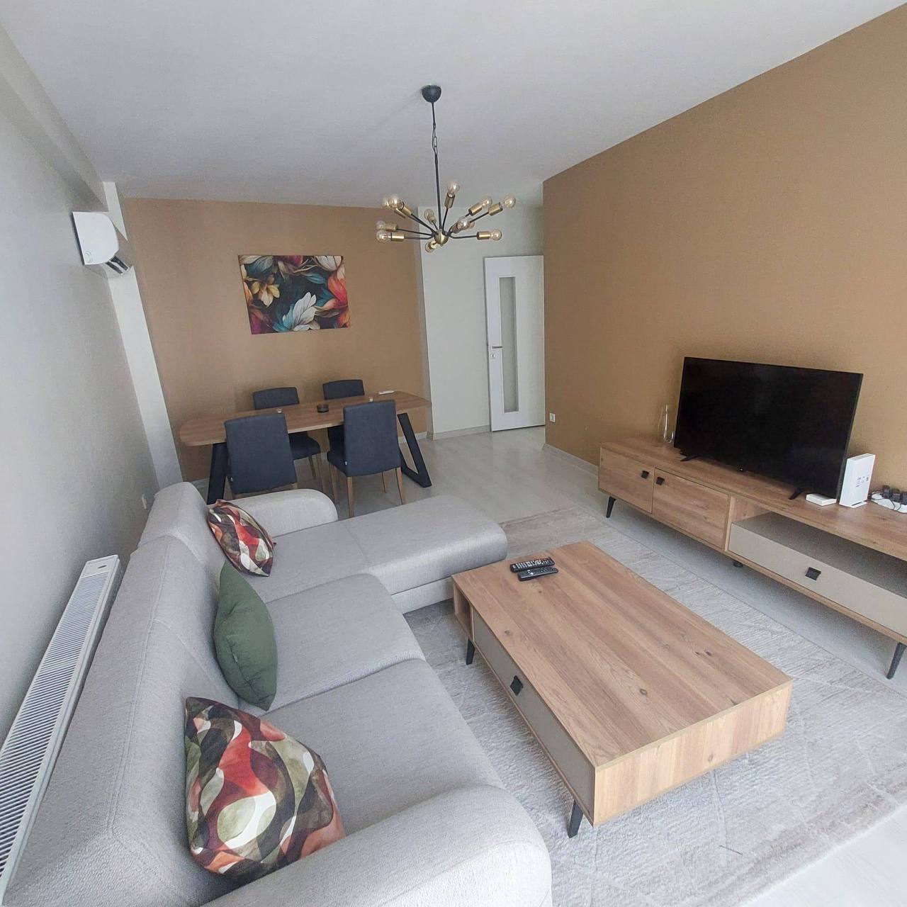 Furnished 2-Bedroom Apartment in PERA BLUE photo 2 of 6