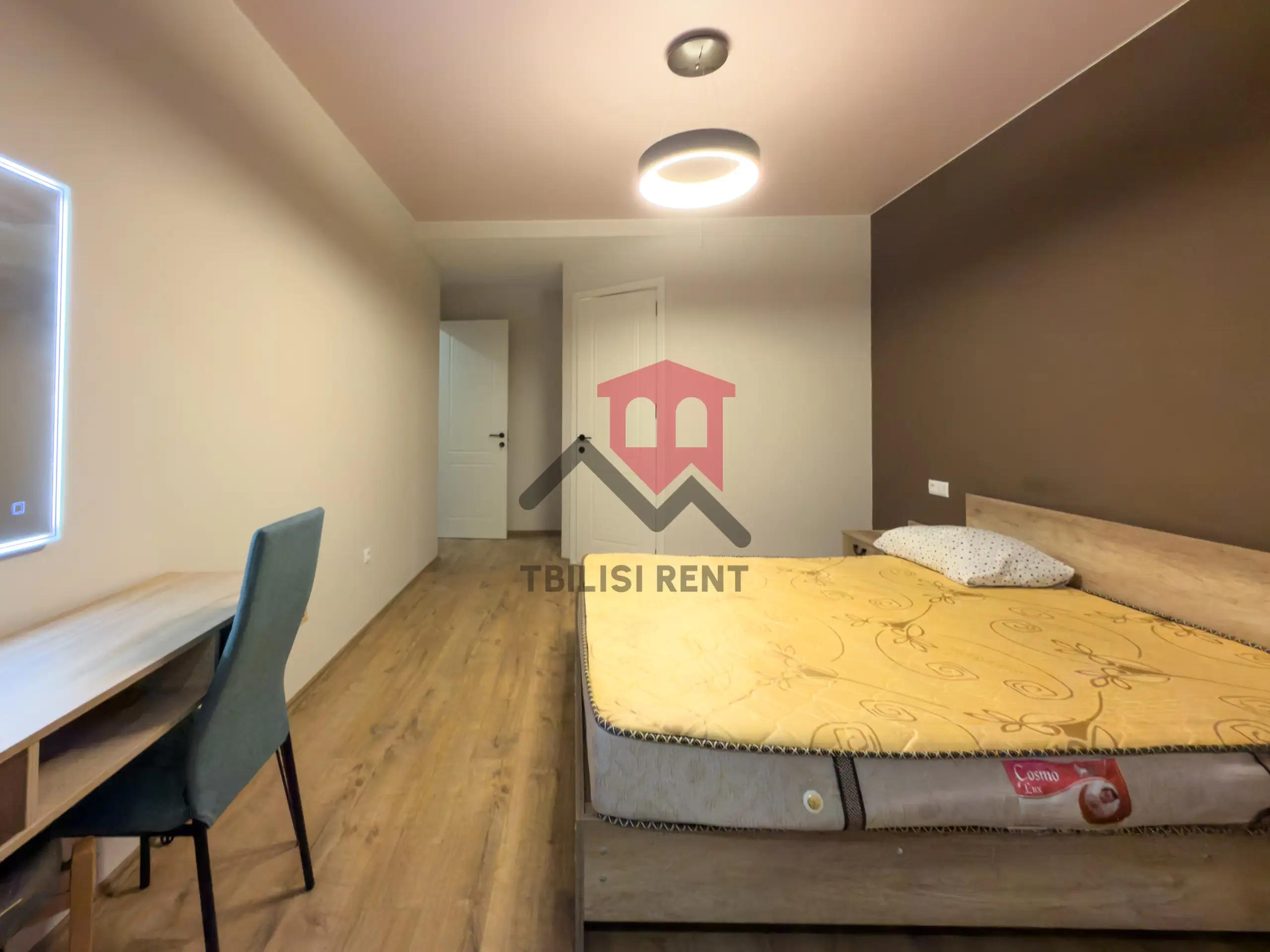 Spacious 3-Bedroom Apartment in Saburtalo photo 8 of 8