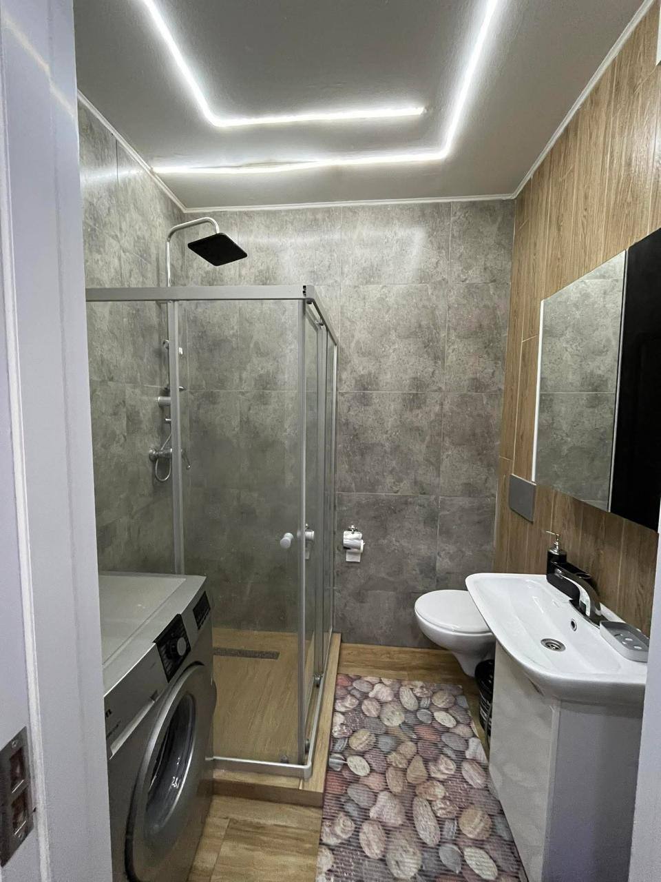 Квартира 1+1 на улице Агмашенебели photo 7 of 7