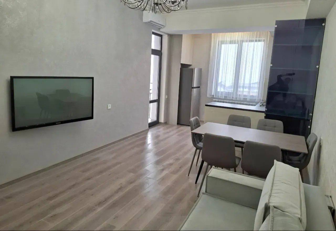 Furnished 2-Room Apartment in Kanaker-Zeytun photo 2 of 8