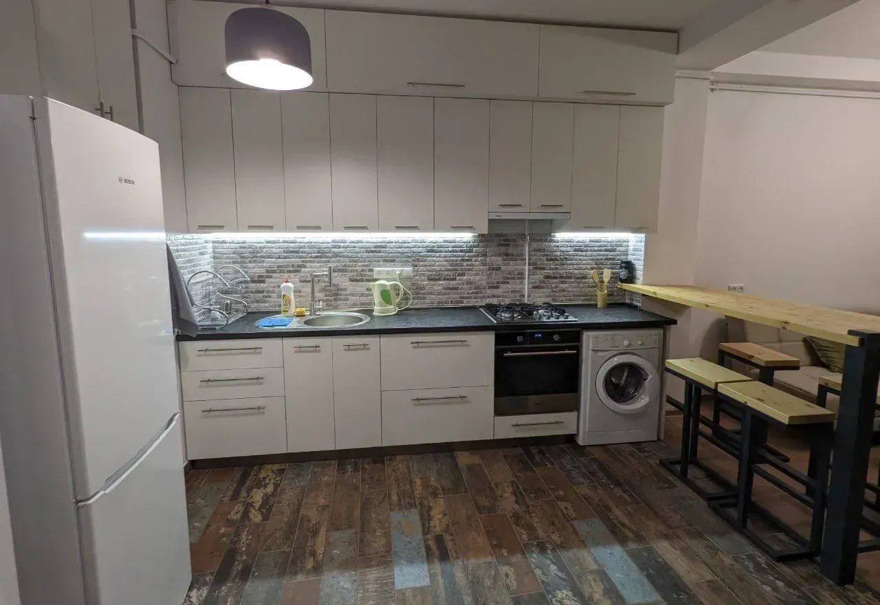 Cozy 2-Room Apartment in Davtashen photo 3 of 8