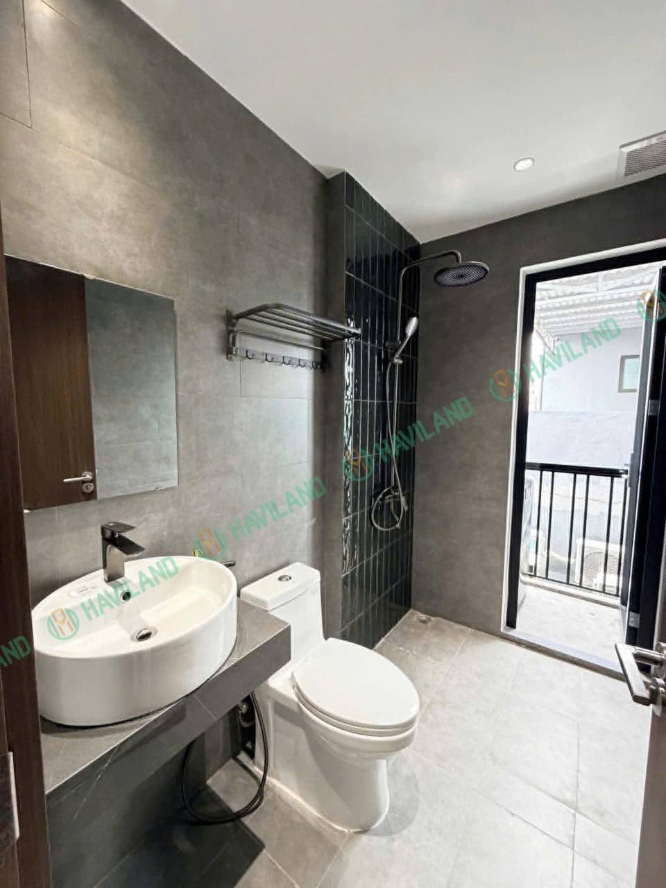 Pet-Friendly 1-Bedroom Apartment in Khue My photo 5 of 6