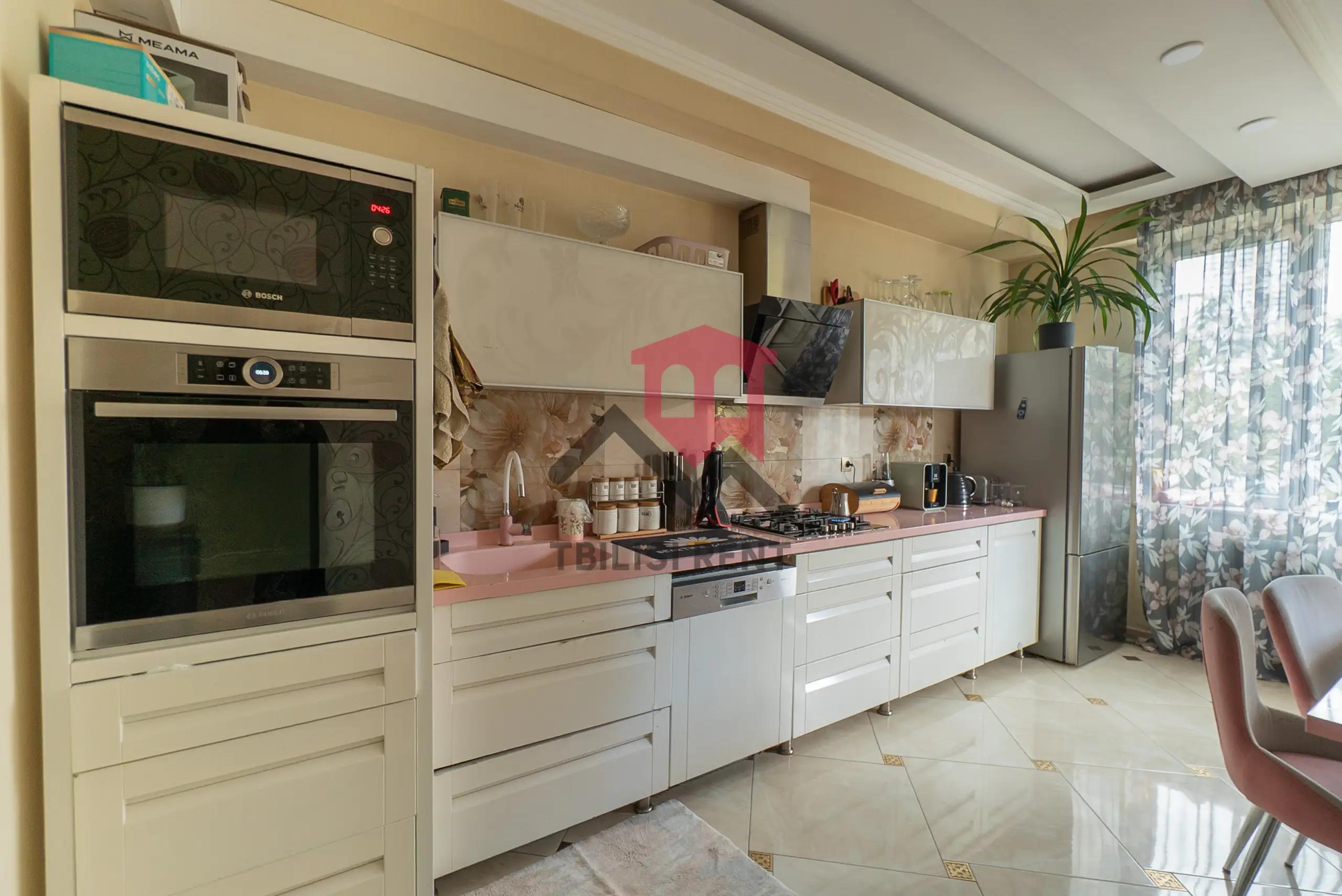 Spacious 2-Bedroom Apartment in Saburtalo photo 8 of 8
