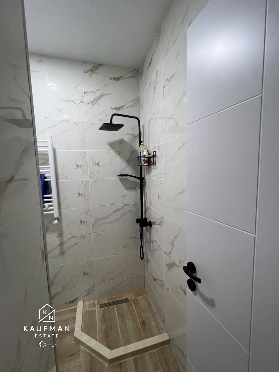 Studio in Guru Residence photo 5 of 6