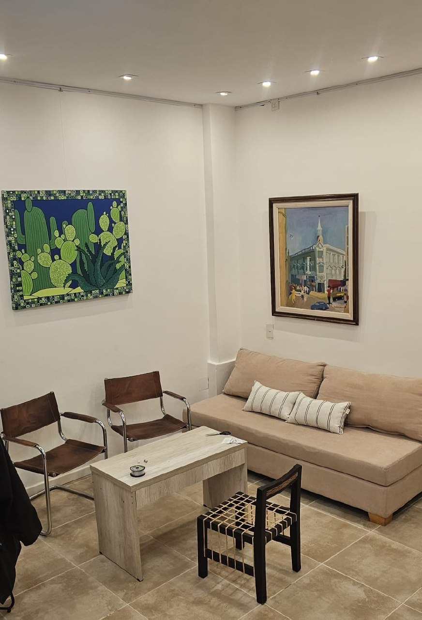 Furnished 2-Room Apartment Near the Obelisk photo 1 of 8