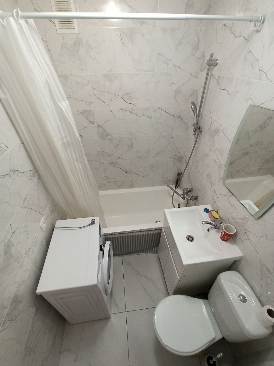 2-комнатная квартира в Ботанике photo 3 of 8