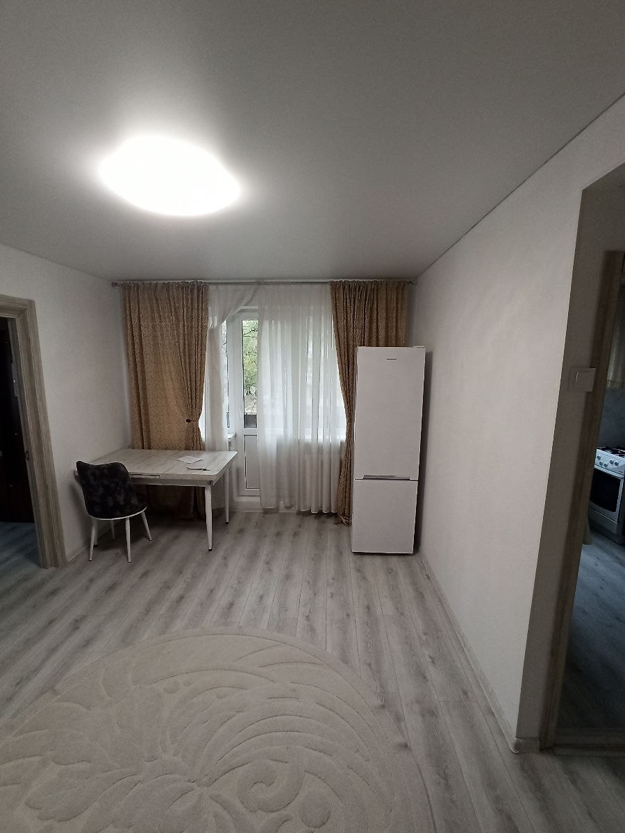 2-комнатная квартира в Ботанике photo 7 of 8