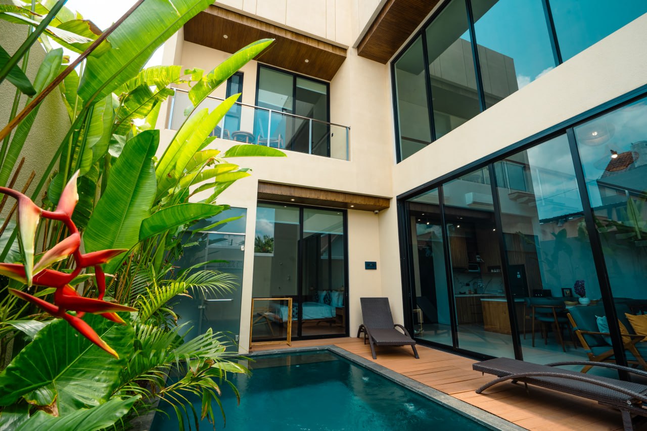 Stylish 3-Bedroom Villa in Umalas photo 1 of 5