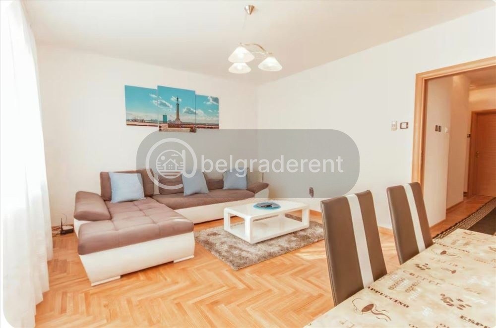 2.5-Room Apartment in Stari Grad photo 1 of 8