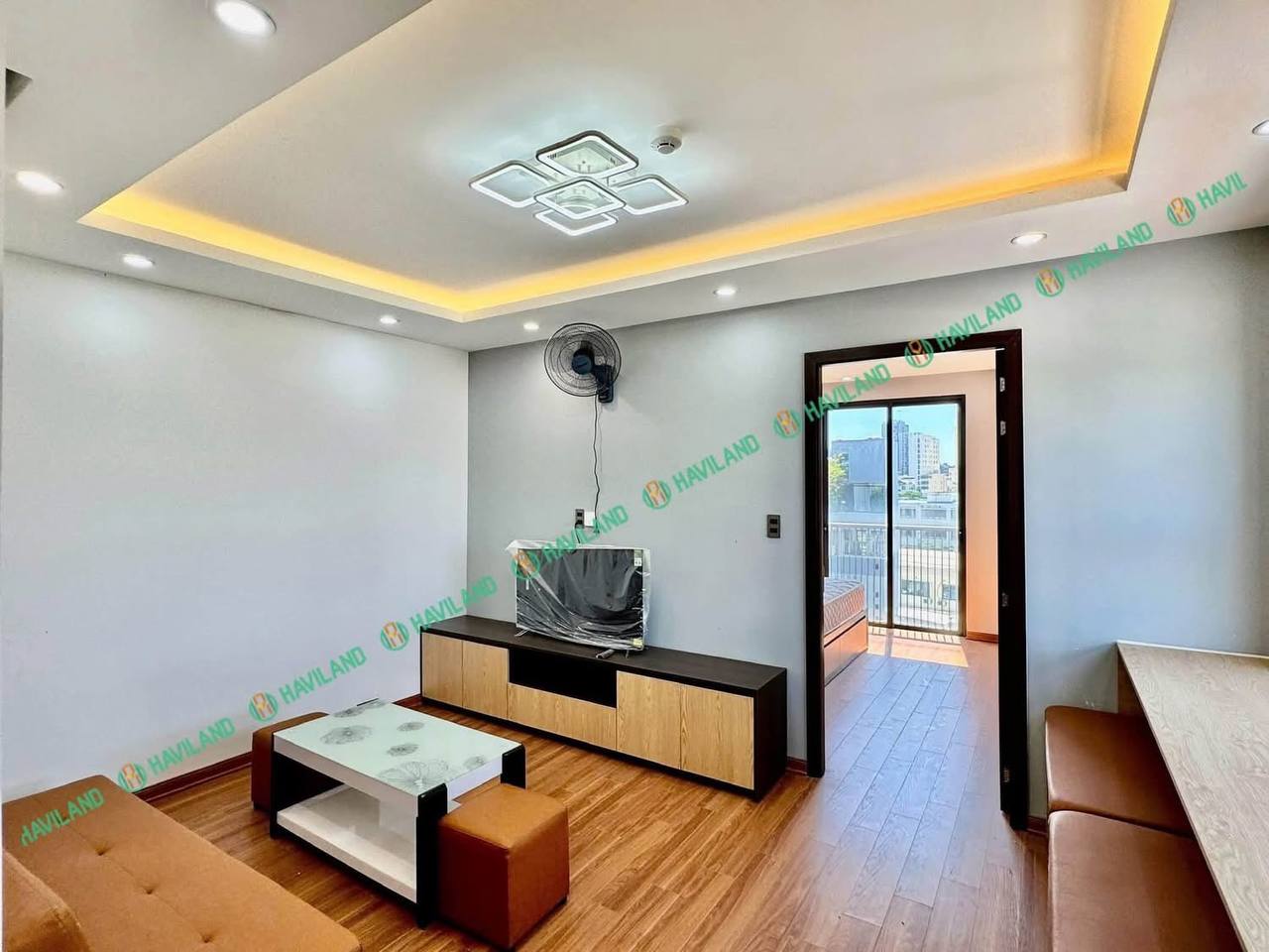 Spacious 1-Bedroom Apartment in Hai Chau photo 2 of 5