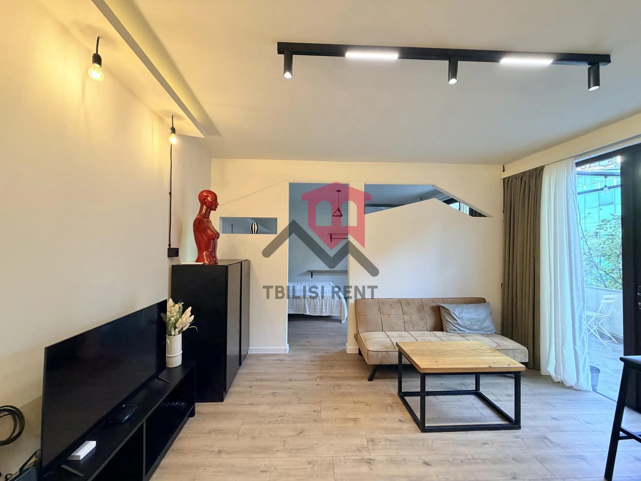 Designer 1-Bedroom Apartment in Mtatsminda photo 4 of 8