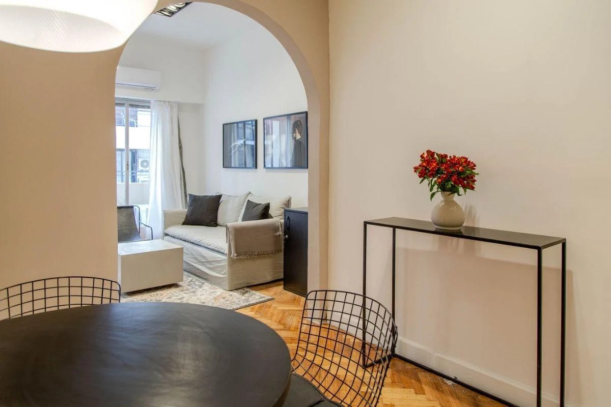 Furnished One-Bedroom Apartment in Recoleta photo 4 of 8