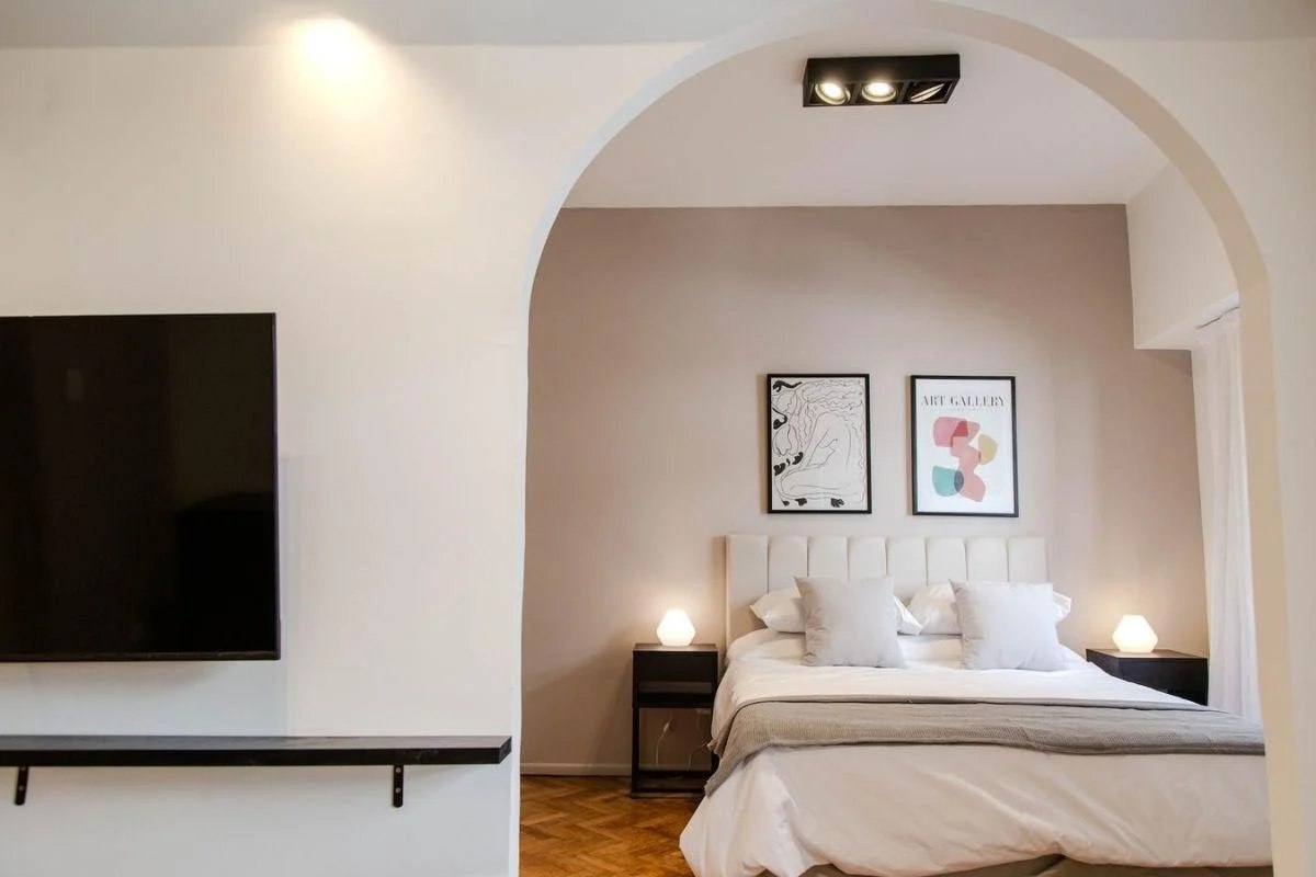 Furnished One-Bedroom Apartment in Recoleta photo 5 of 8