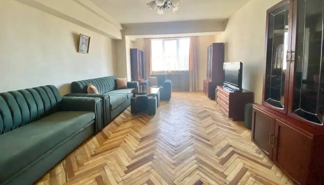 Furnished 3-Room Apartment in Kentron photo 1 of 8