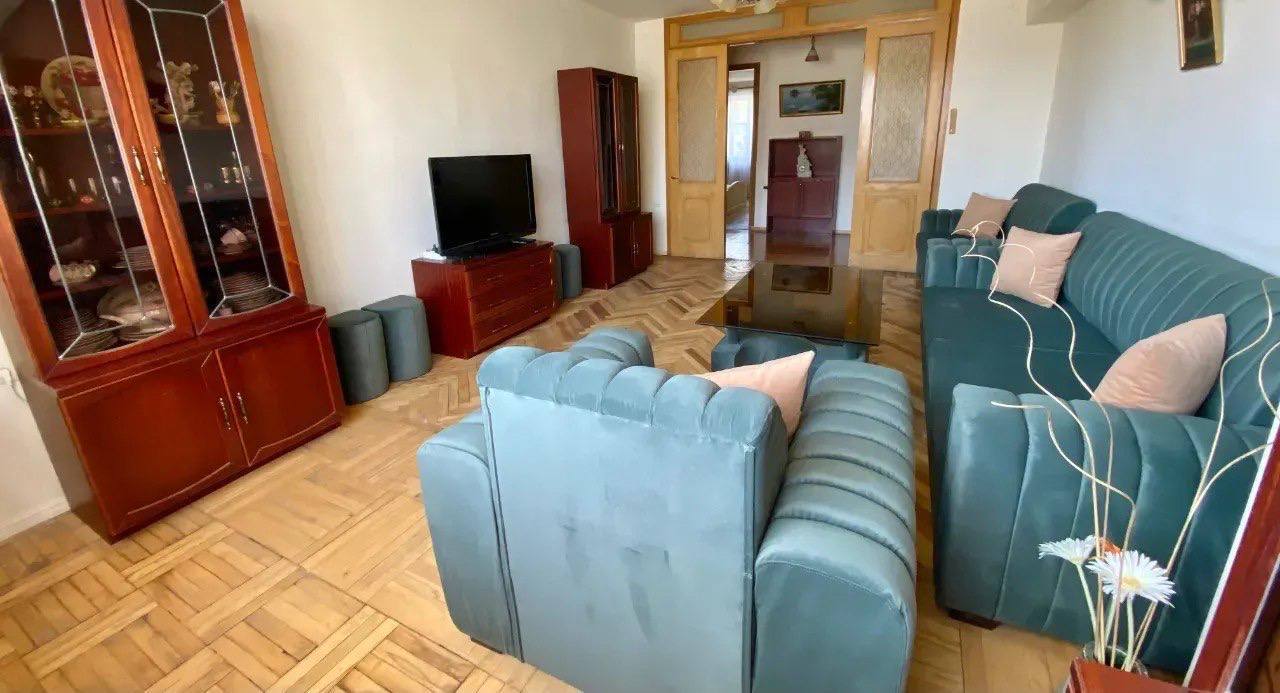 Furnished 3-Room Apartment in Kentron photo 2 of 8