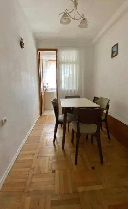 Furnished 3-Room Apartment in Kentron photo 5 of 8