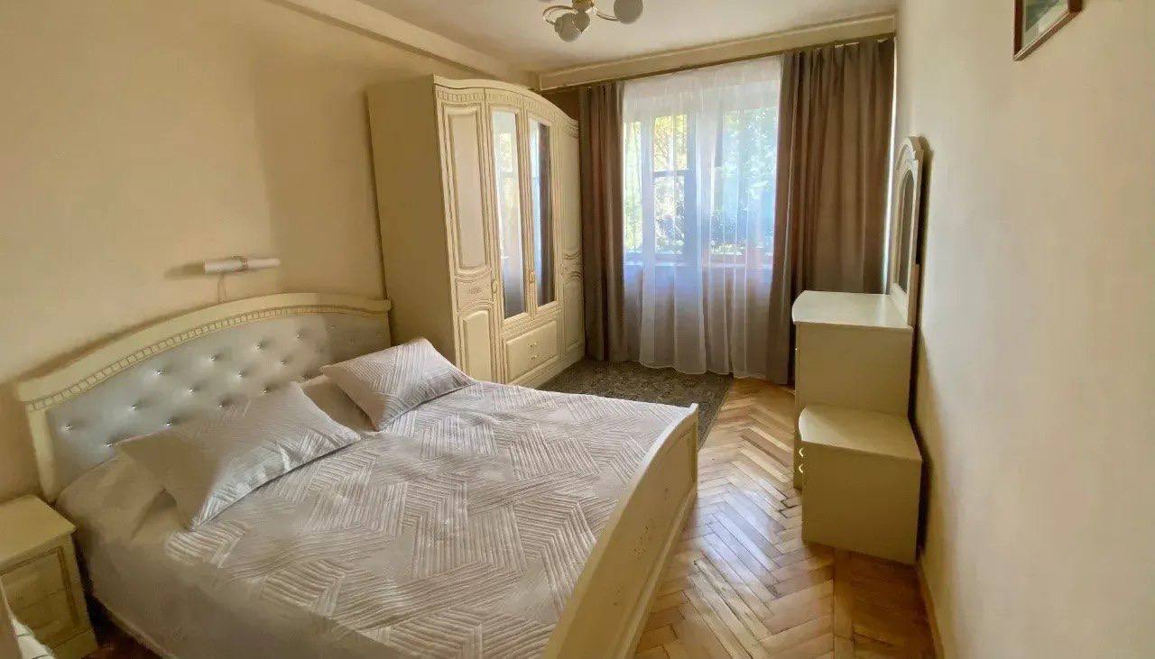 Furnished 3-Room Apartment in Kentron photo 6 of 8