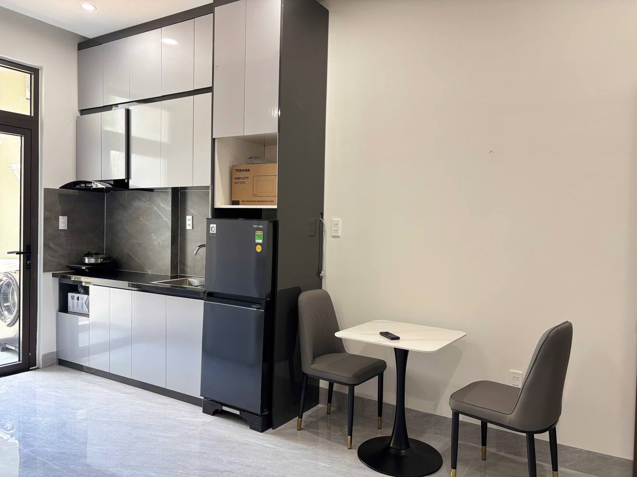 1-Bedroom Apartment for Rent in Son Tra photo 3 of 8