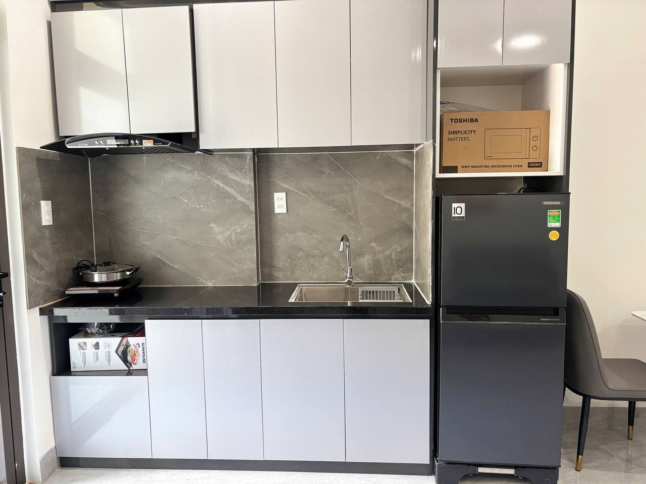 1-Bedroom Apartment for Rent in Son Tra photo 4 of 8