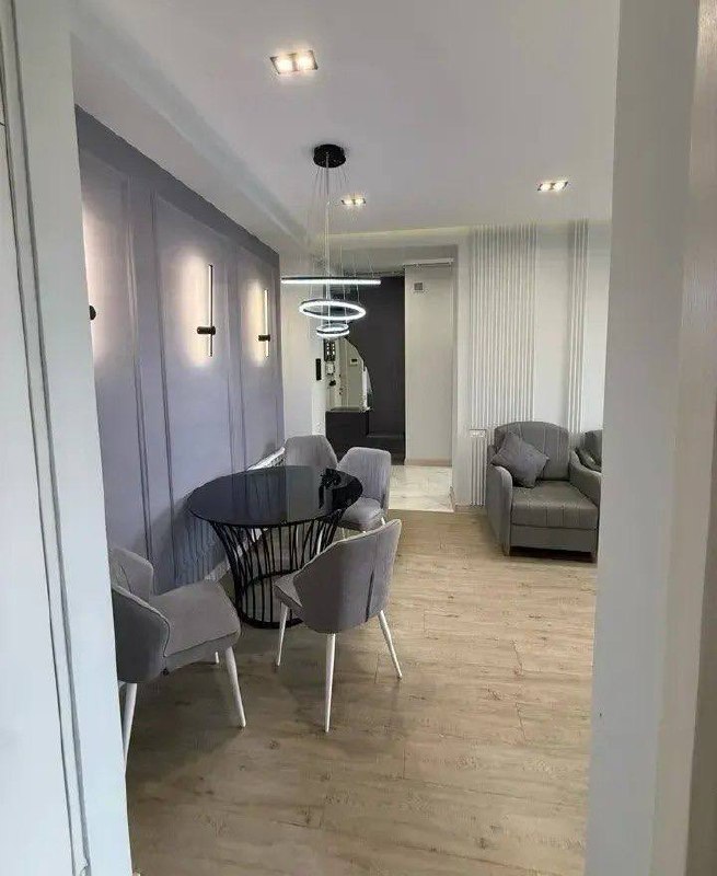 Furnished 2-Bedroom Apartment in Kentron photo 3 of 8
