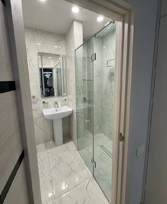 Furnished 2-Bedroom Apartment in Kentron photo 6 of 8