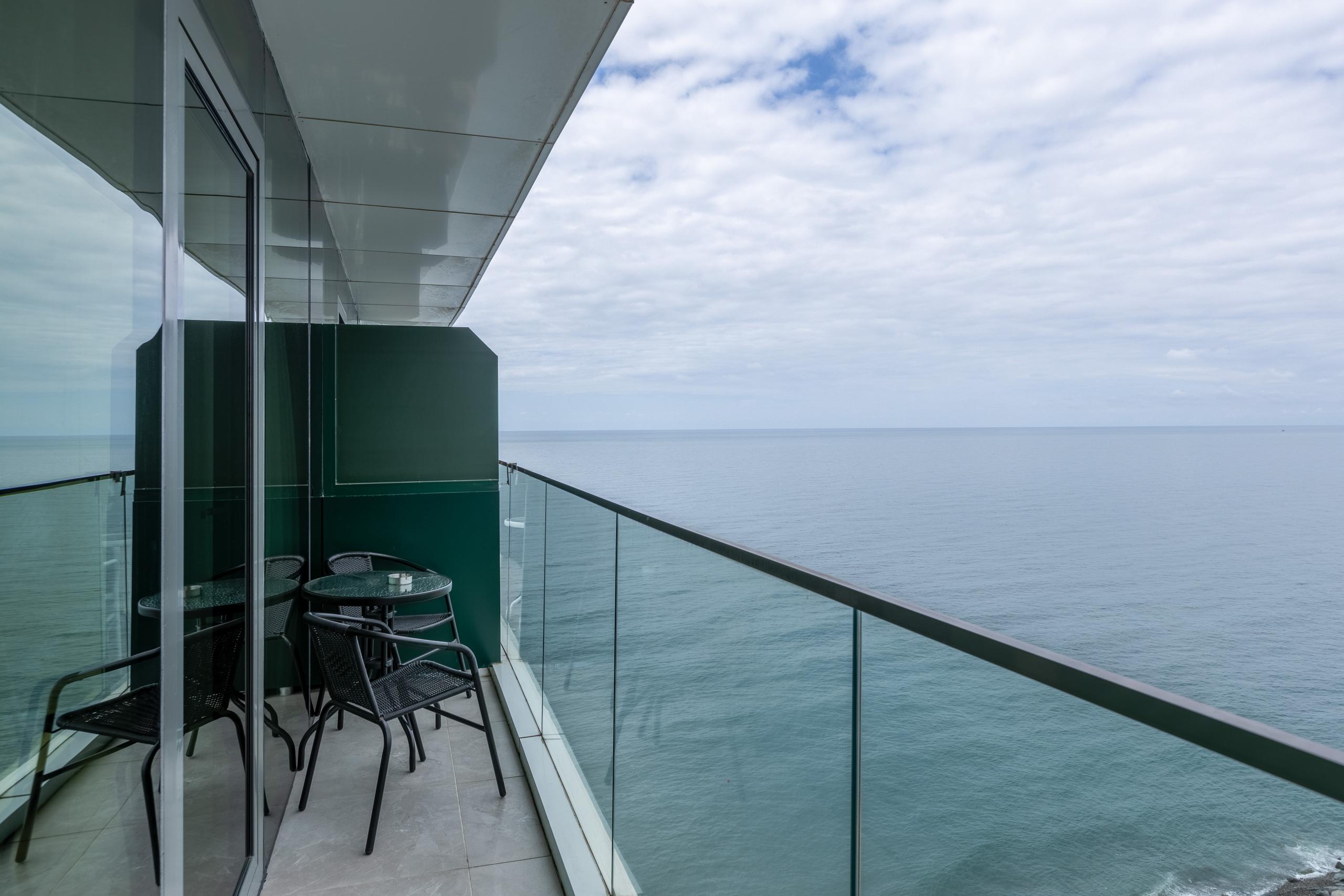 Sea View Apartment in Batumi View photo 2 of 5