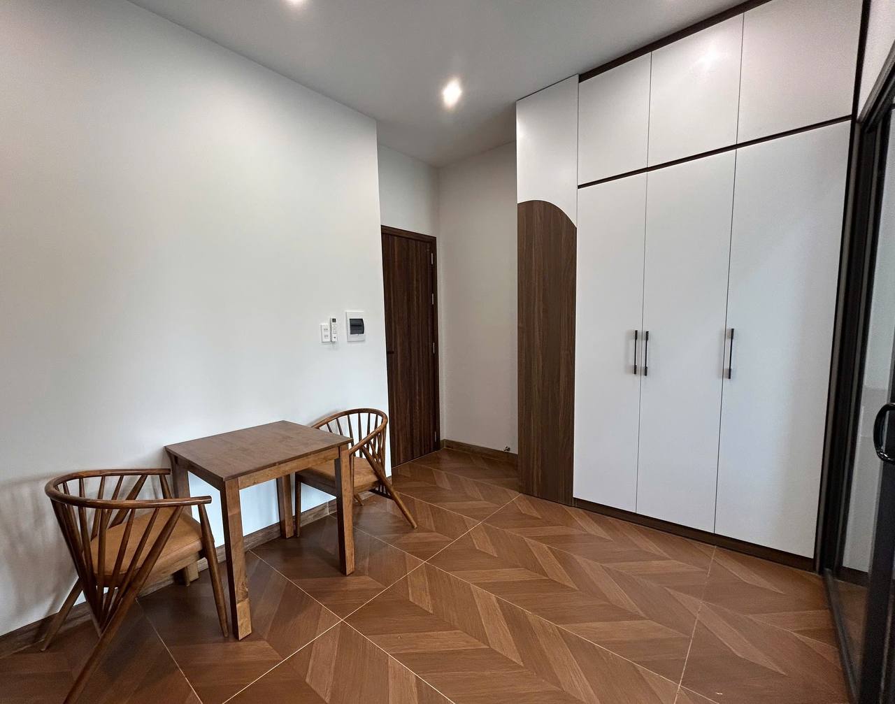 1-Bedroom Apartment Near the River photo 6 of 7