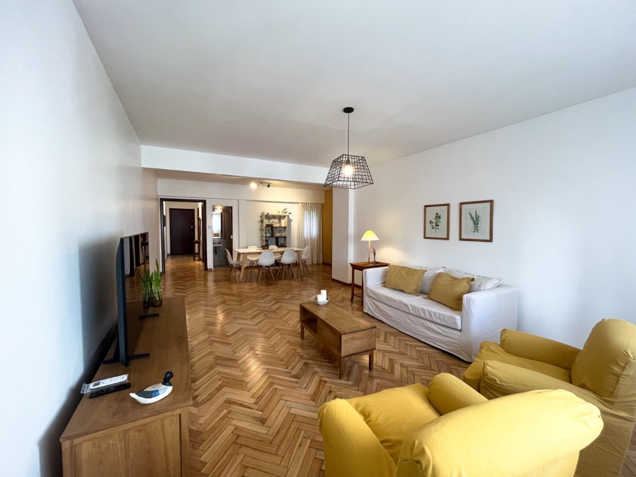 Three-Room Apartment in Recoleta photo 1 of 8