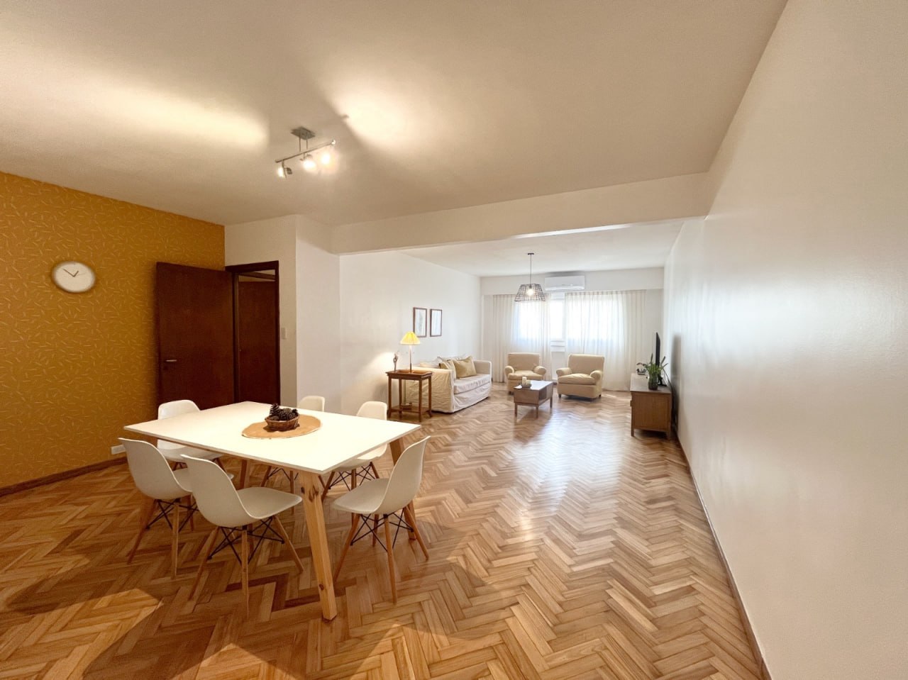 Three-Room Apartment in Recoleta photo 2 of 8