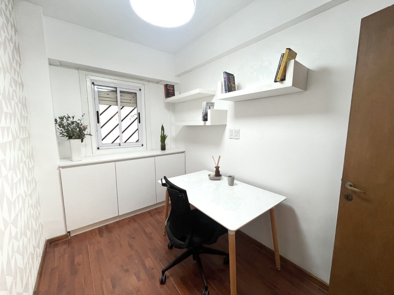 Three-Room Apartment in Recoleta photo 8 of 8