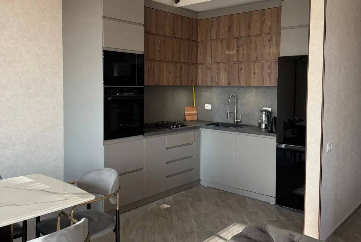 Cozy 3-Room Apartment in Kentron photo 3 of 8