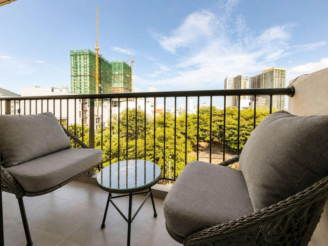 2BR Apartment with Wide Balcony and City & Sea View photo 6 of 8