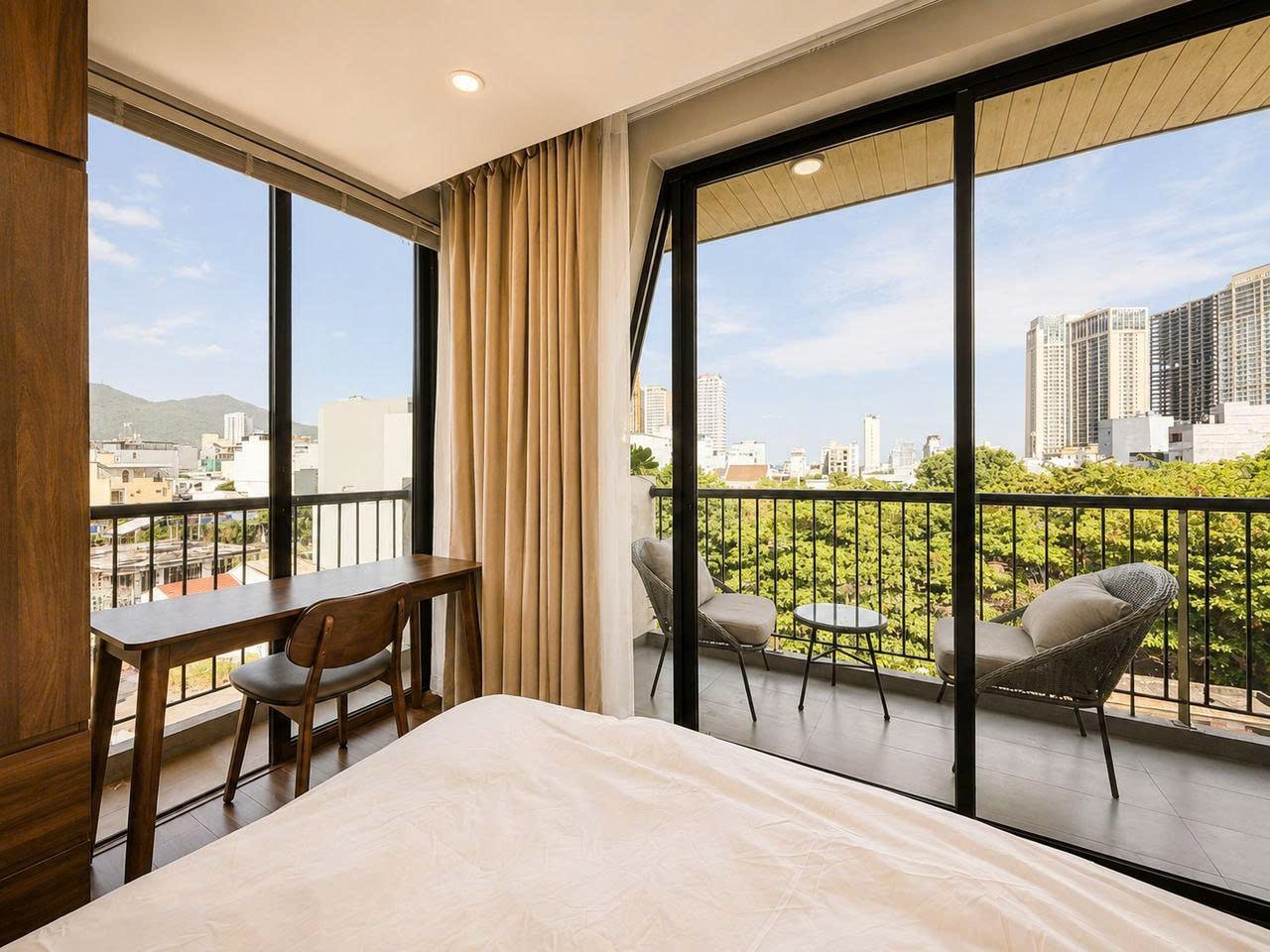 2BR Apartment with Wide Balcony and City & Sea View photo 7 of 8