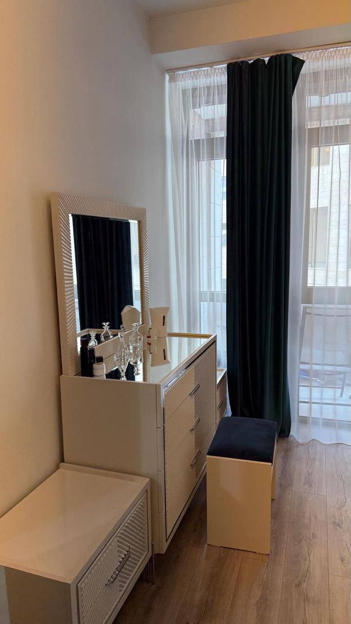 Furnished 2-Room Apartment in Kentron photo 8 of 8