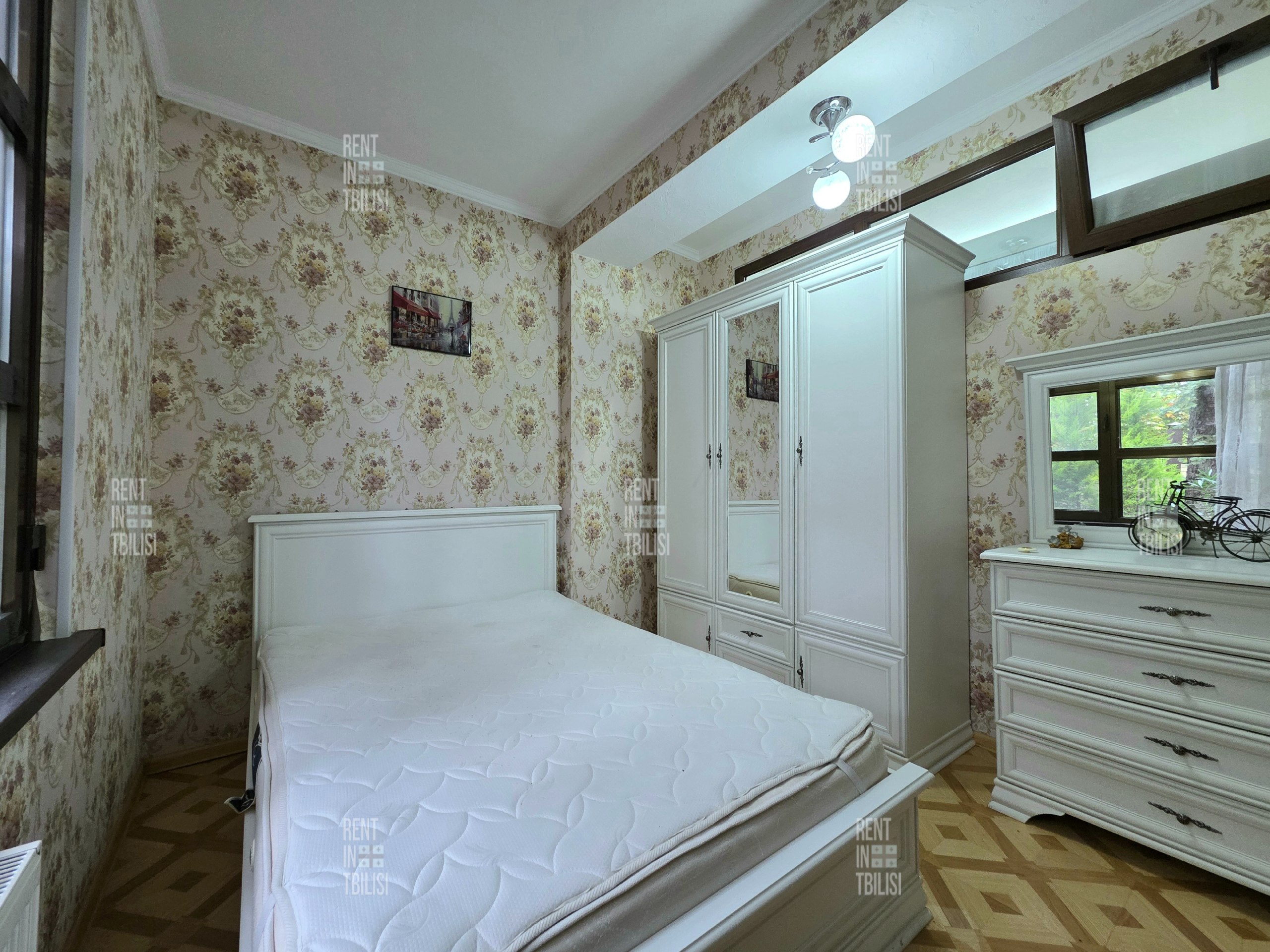 2-Bedroom House in Tskneti photo 4 of 8