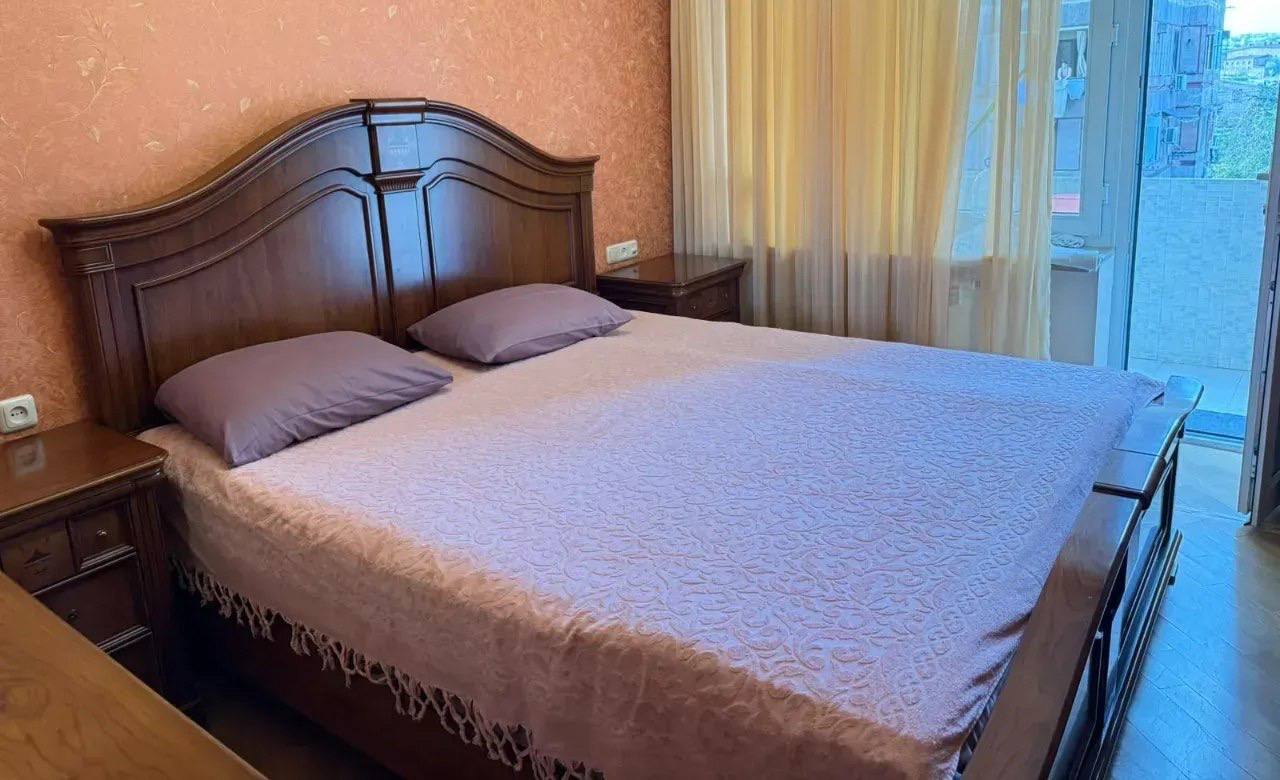 Меблированная 3-комнатная квартира в Арабкире photo 5 of 8