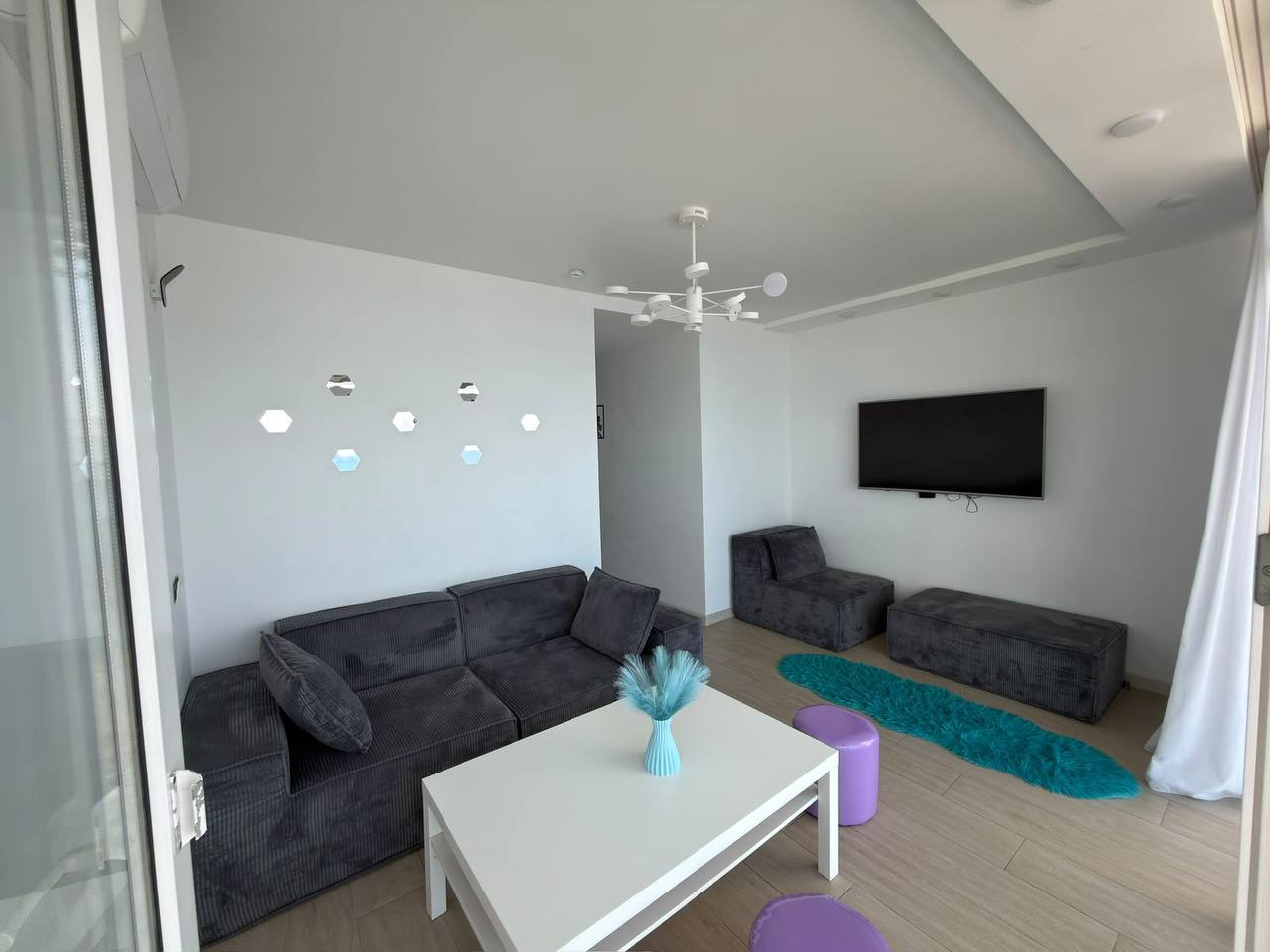 Two-Bedroom Sea View Apartment in Orbi Residence Volna photo 2 of 8
