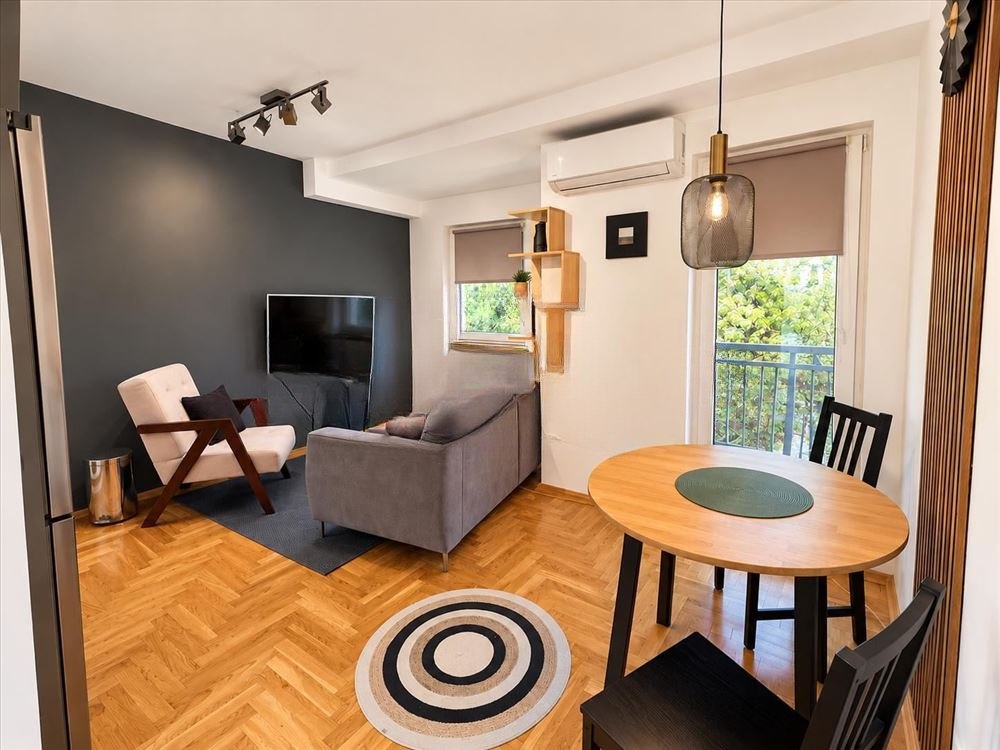 Furnished Duplex Apartment in Krnjača photo 1 of 8