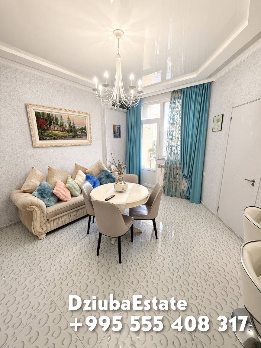 Premium 1-Bedroom Apartment on Pirosmani Street photo 1 of 6