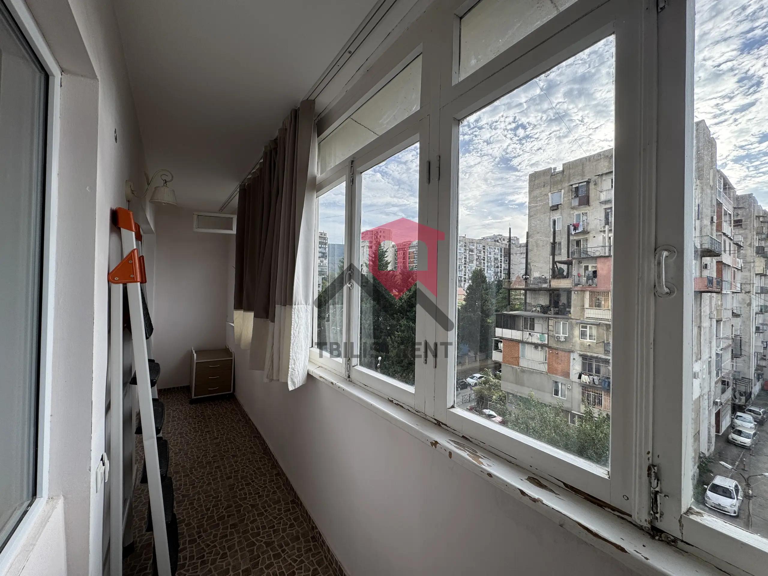 Просторная 3-комнатная квартира в Сабуртало photo 7 of 8
