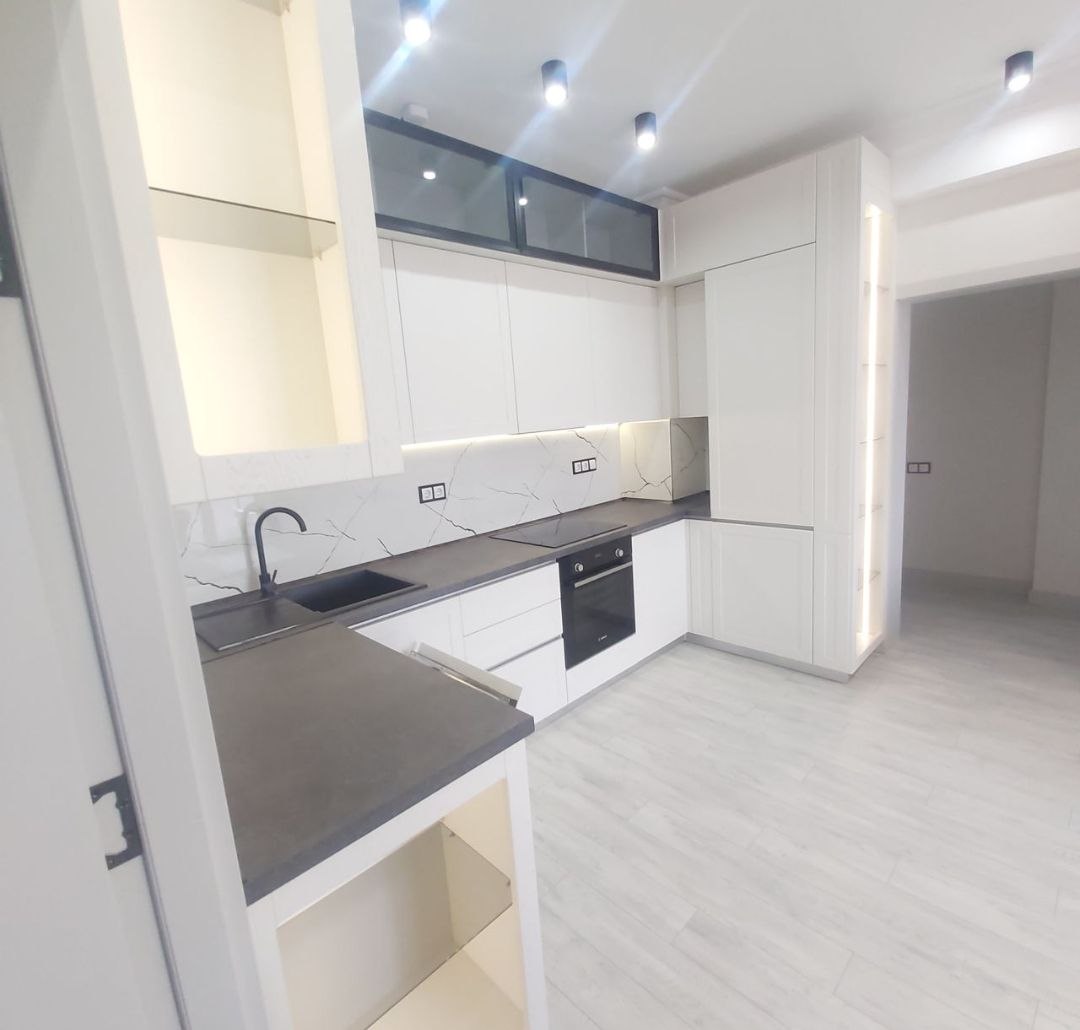 2-Bedroom Apartment with Living Room in Riscani photo 5 of 8