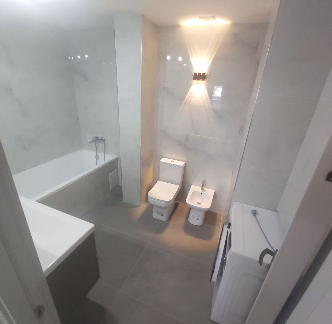 2-Bedroom Apartment with Living Room in Riscani photo 8 of 8