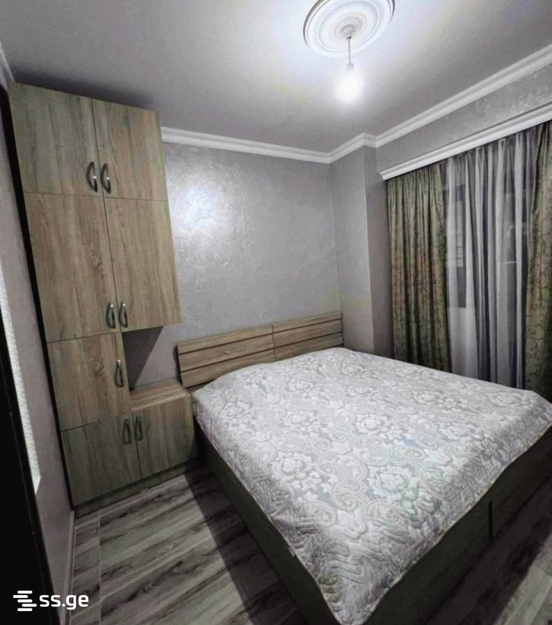2-Room Flat with One Bedroom photo 2 of 8