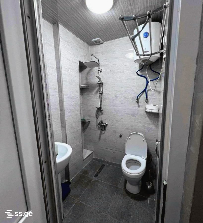 2-Room Flat with One Bedroom photo 5 of 8